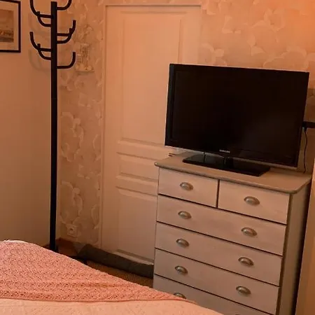 Chambres D'hotes « les Charmes » Proche Circuit Bugatti Le Mans Homestay szállás