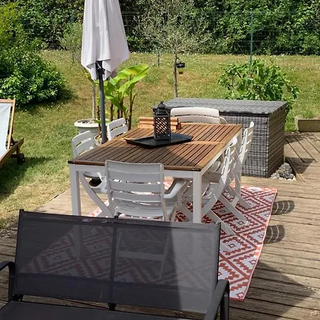 Homestay szállás Chambres D'hotes « les Charmes » Proche Circuit Bugatti Le Mans